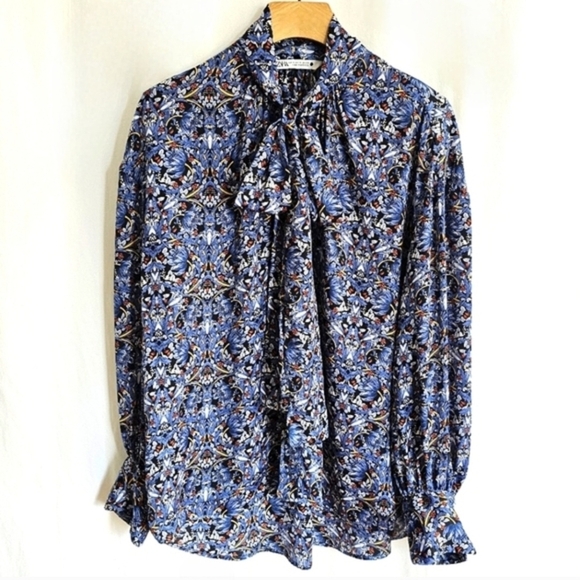 🇪🇦 Zara Blue Floral Paisley Long Sleeve Satin Blouse with Bow - Picture 3 of 16